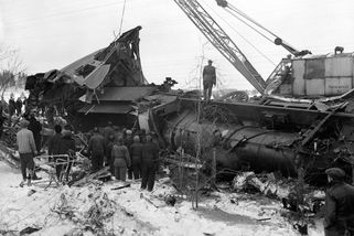 Nejhorší Vánoce v dějinách Česka zavinil alkohol a spánek. U Šakvic zahynulo 103 lidí